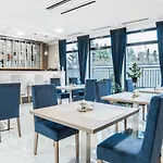 Urbi Hotel
