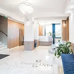 Urbi Hotel 2*