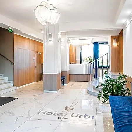 Hotel Urbi