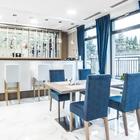 Hotel Urbi 2*